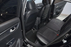 Хетчбэк Kia Rio X-Line 2018 года, 1385000 рублей, Красноярск