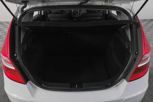 Хетчбэк Hyundai i30 2011 года, 599000 рублей, Кемерово