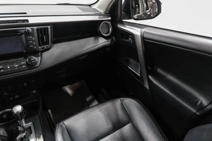 Внедорожник Toyota RAV4 2016 года, 2249000 рублей, Новокузнецк