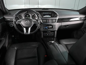 Седан Mercedes-benz E-класс 2012 года, 2200000 рублей, Аксай