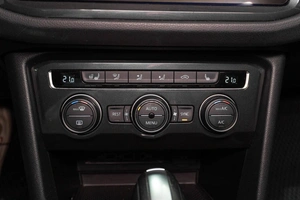 Внедорожник Volkswagen Tiguan 2020 года, 2299000 рублей, Петрозаводск