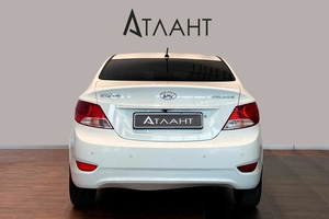 Седан Hyundai Solaris 2016 года, 769000 рублей, Красноярск