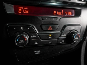 Седан Kia Optima 2012 года, 1089000 рублей, Воронеж