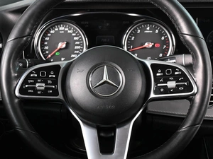 Седан Mercedes-benz E-класс 2019 года, 2799000 рублей, Аксай