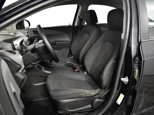 Седан Chevrolet Aveo 2012 года, 599900 рублей, Казань