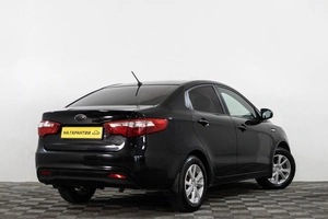 Седан Kia Rio 2013 года, 739000 рублей, Сургут