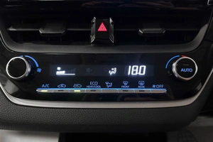 Универсал Toyota Corolla 2021 года, 1697000 рублей, Красноярск