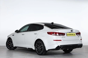 Седан Kia Optima 2019 года, 1959000 рублей, Новосибирск