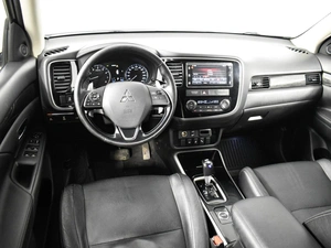 Внедорожник Mitsubishi Outlander 2018 года, 2089900 рублей, Казань
