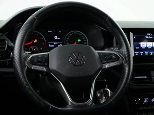 Лифтбек Volkswagen Polo 2022 года, 1777077 рублей, Москва