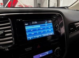 Внедорожник Mitsubishi Outlander 2015 года, 1667000 рублей, Красноярск