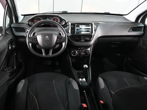 Хетчбэк Peugeot 208 2014 года, 649000 рублей, Аксай