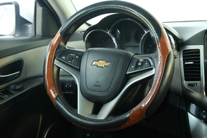 Седан Chevrolet Cruze 2012 года, 889000 рублей, Омск