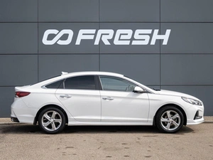 Седан Hyundai Sonata 2018 года, 2050000 рублей, Краснодар