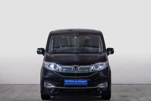 Минивэн Honda Stepwgn Spada 2017 года, 2009000 рублей, Томск