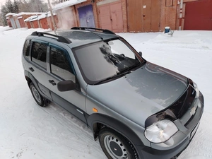 Внедорожник Chevrolet Niva 2010 года, 515000 рублей, Зеленогорск