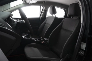 Хетчбэк Ford Focus 2018 года, 920000 рублей, Омск