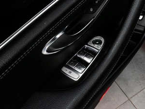 Седан Mercedes-benz E-класс 2019 года, 3975000 рублей, Тюмень