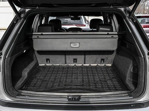 Внедорожник Volkswagen Touareg 2019 года, 4899000 рублей, Кирилловка