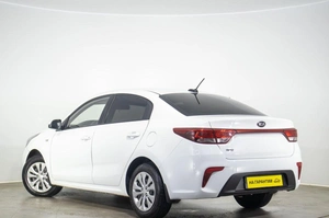 Седан Kia Rio 2018 года, 1129000 рублей, Оренбург