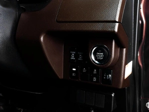 Хетчбэк Toyota Tank 2017 года, 1230000 рублей, Тюмень