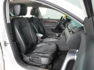 Седан Volkswagen Passat 2012 года, 1159000 рублей, Воронеж