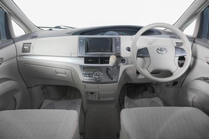 Минивэн Toyota Estima 2011 года, 659000 рублей, Кемерово