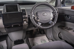 Лифтбек Toyota Prius 2008 года, 899000 рублей, Томск