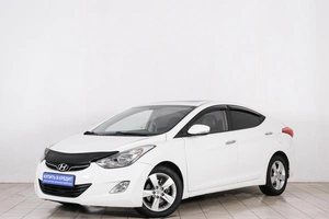 Седан Hyundai Avante 2011 года, 949000 рублей, Красноярск
