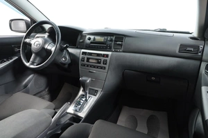 Хетчбэк Toyota Corolla 2006 года, 689000 рублей, Новосибирск