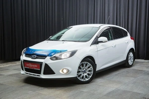 Хетчбэк Ford Focus 2013 года, 799000 рублей, Красноярск