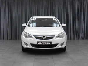 Хетчбэк Opel Astra 2012 года, 699000 рублей, Тюмень