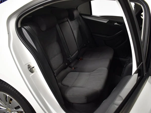 Седан Volkswagen Jetta 2012 года, 1019900 рублей, Казань