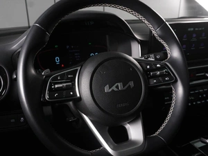 Седан Kia K3 2023 года, 2459000 рублей, Красный Пахарь