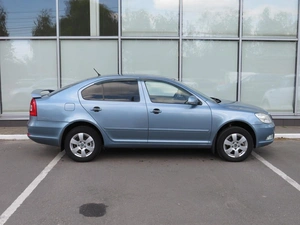 Хэтчбек Skoda Octavia 2009 года, 725000 рублей, Брянск