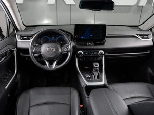 Внедорожник Toyota RAV4 2023 года, 4240000 рублей, Тюмень