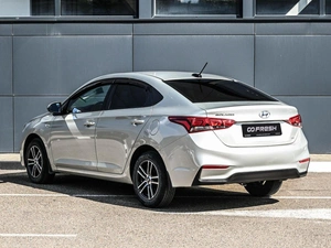 Седан Hyundai Solaris 2018 года, 1378000 рублей, Кирилловка