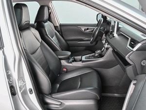 Внедорожник Toyota RAV4 2019 года, 3289000 рублей, Ростов-на-Дону