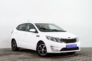 Хетчбэк Kia Rio 2013 года, 899000 рублей, Сургут