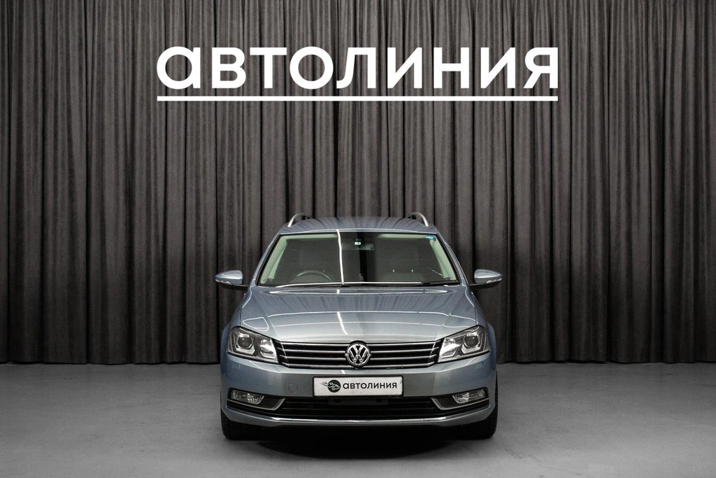 Универсал Volkswagen Passat 2013 года, 1120000 рублей, Красноярск
