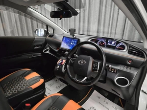 Минивэн Toyota Sienta 2019 года, 1430000 рублей, Ачинск