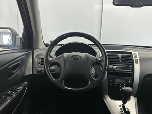 Внедорожник Hyundai Tucson 2005 года, 895000 рублей, Красноярск