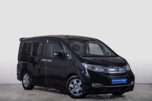 Минивэн Honda Stepwgn Spada 2017 года, 2009000 рублей, Томск