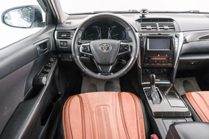 Седан Toyota Camry 2016 года, 1749000 рублей, Красноярск