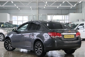 Седан Chevrolet Cruze 2012 года, 649000 рублей, Омск