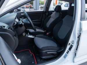 Хетчбэк Hyundai Solaris 2013 года, 970000 рублей, Волгоград