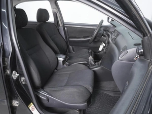 Седан Toyota Corolla 2005 года, 649000 рублей, Ростов-на-Дону