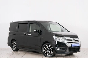 Минивэн Honda Stepwgn Spada 2014 года, 1569000 рублей, Красноярск