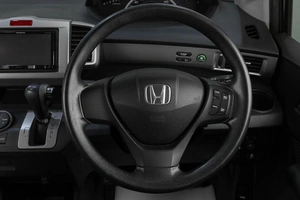 Минивэн Honda Freed 2012 года, 1169000 рублей, Челябинск