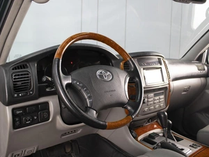 Внедорожник Toyota Land Cruiser 2007 года, 1950000 рублей, Омск